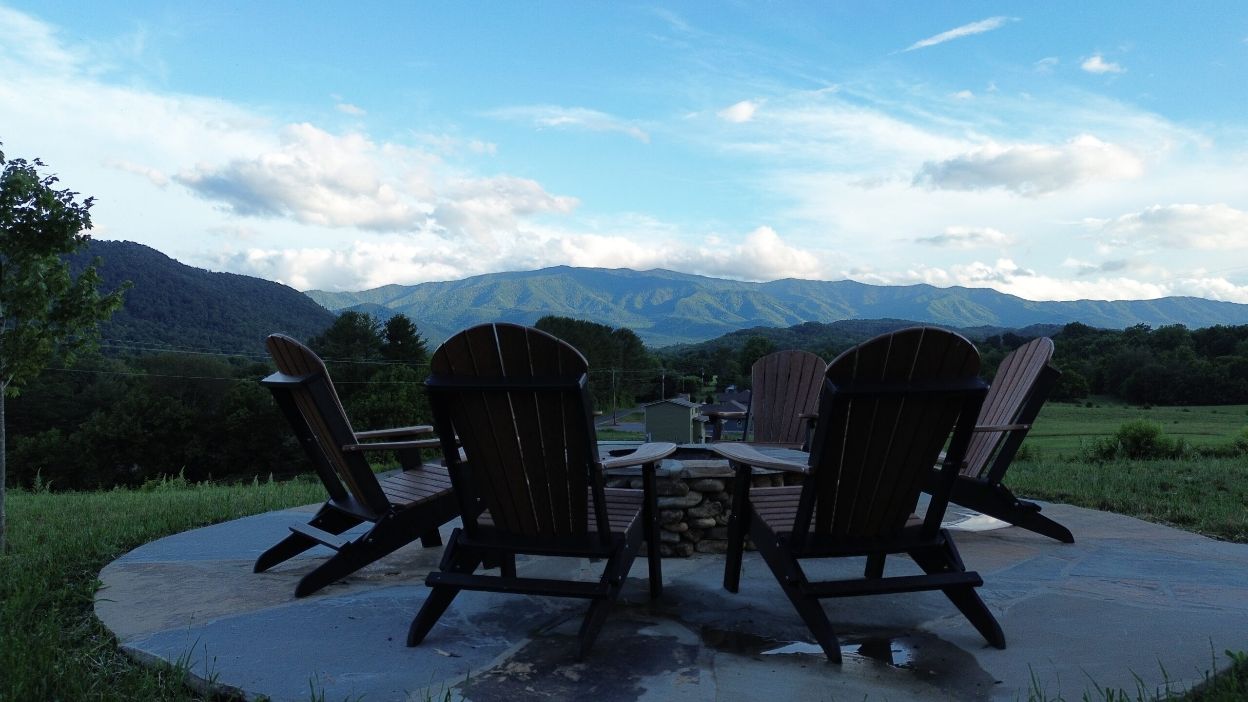 Smoky Woods Lodge photo 16
