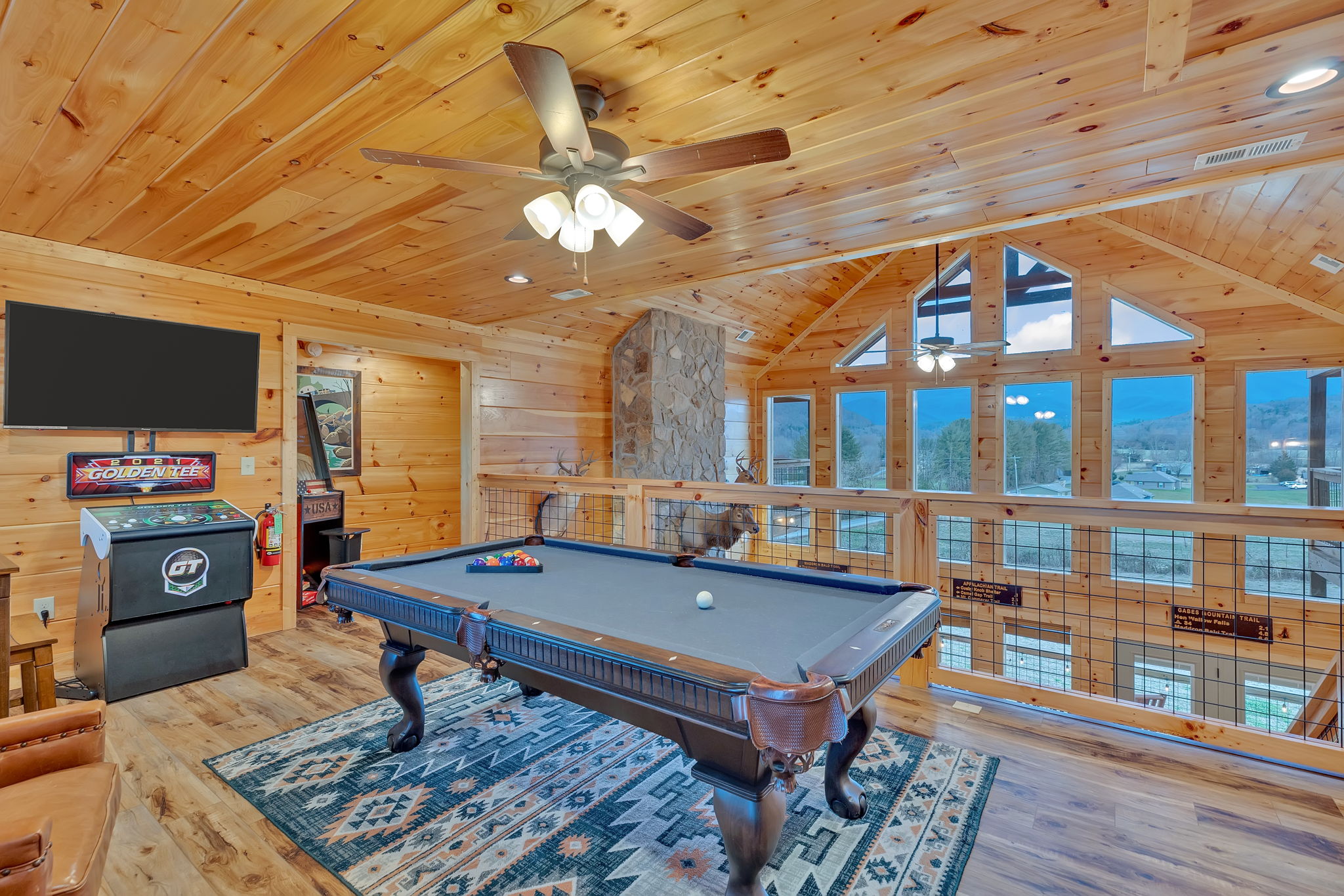 Smoky Woods Lodge photo 12