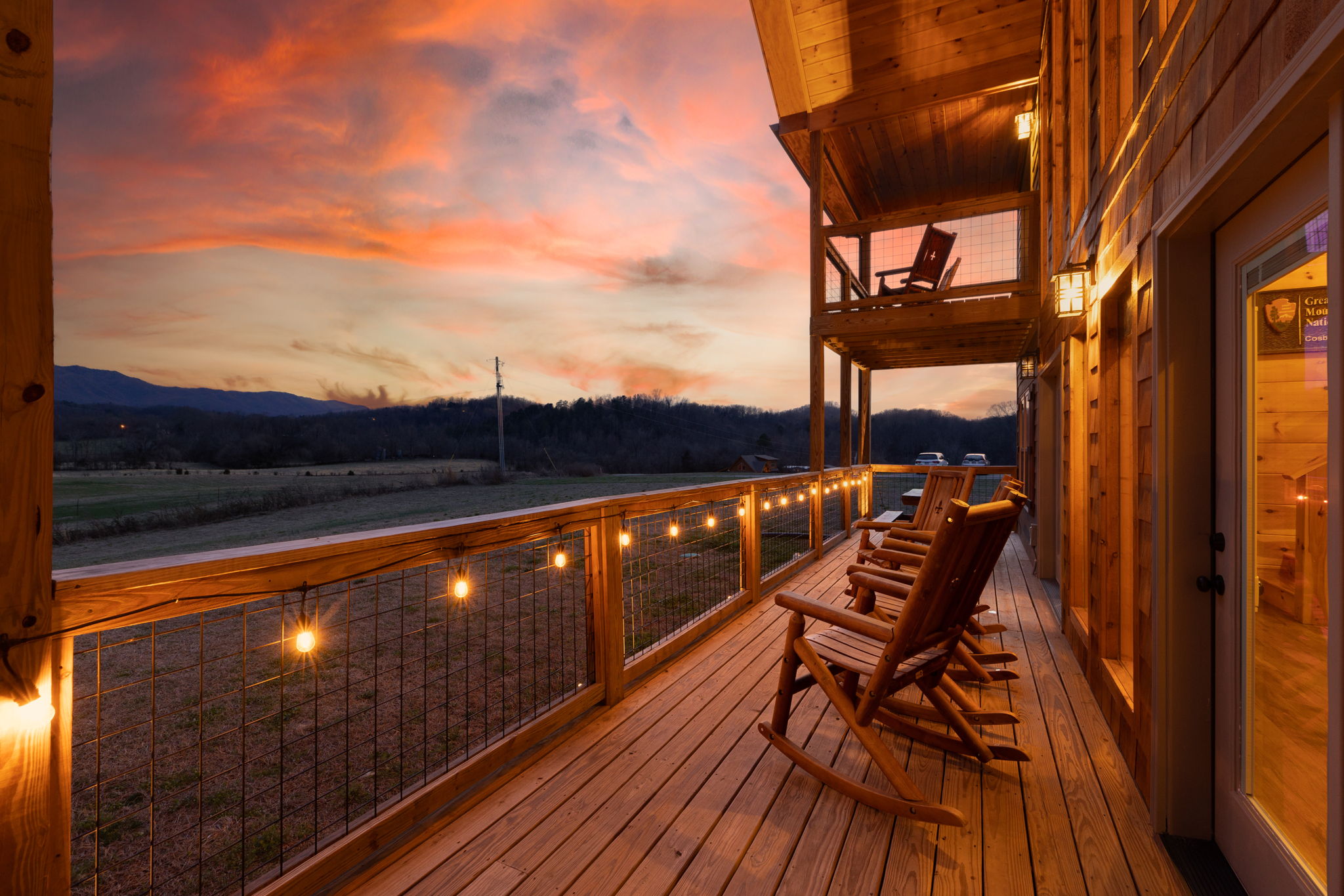 Smoky Woods Lodge photo 7