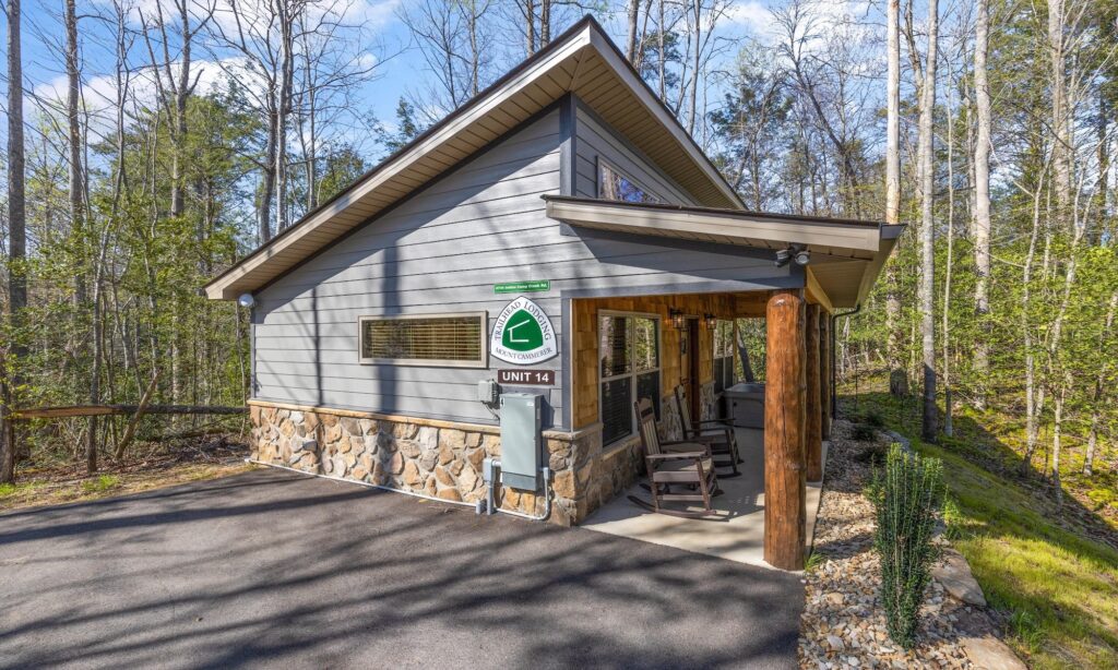Trailhead Lodge #14 in the Smoky Mountains
