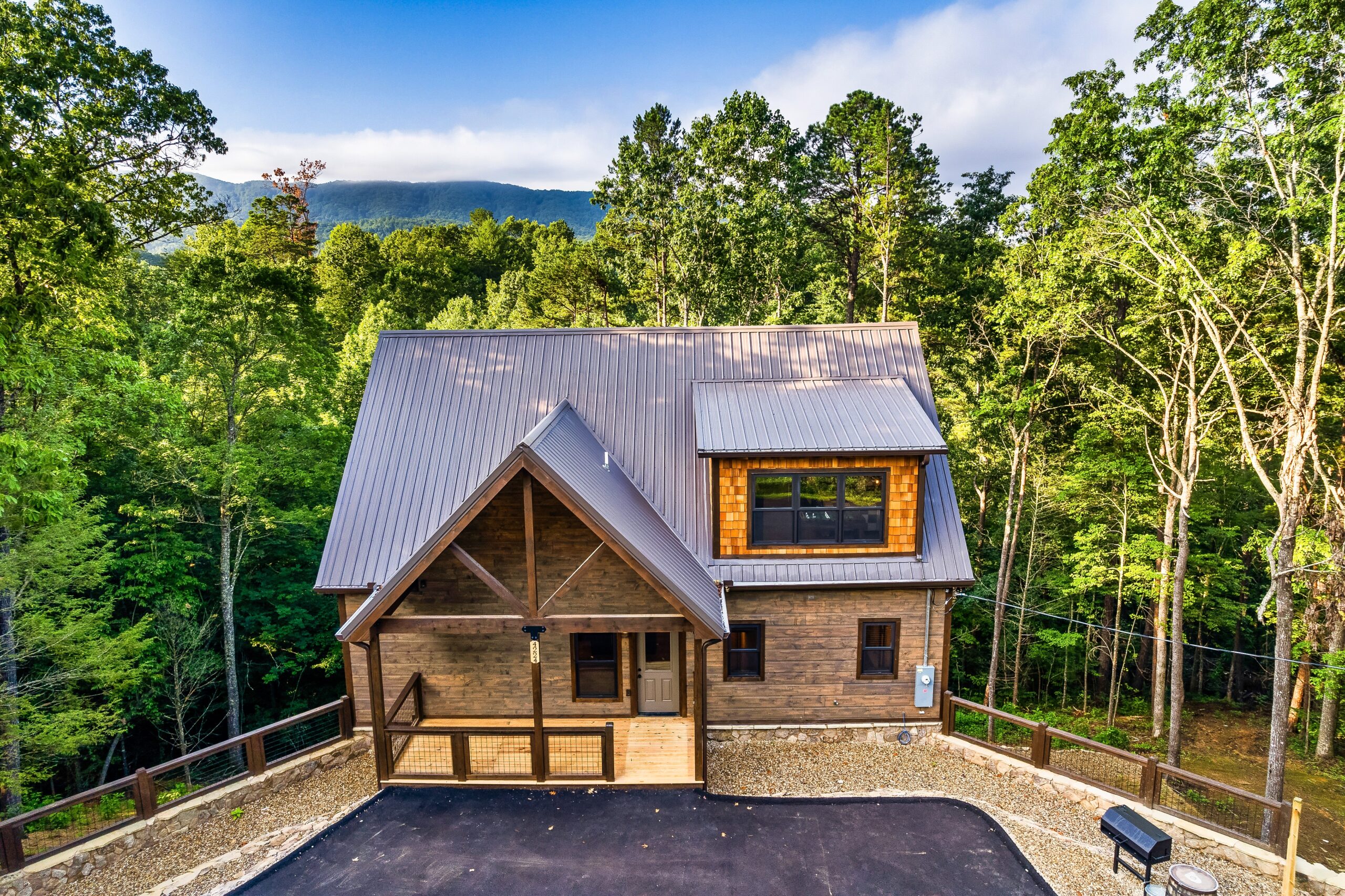 Mountain Rest Cabin photo 2