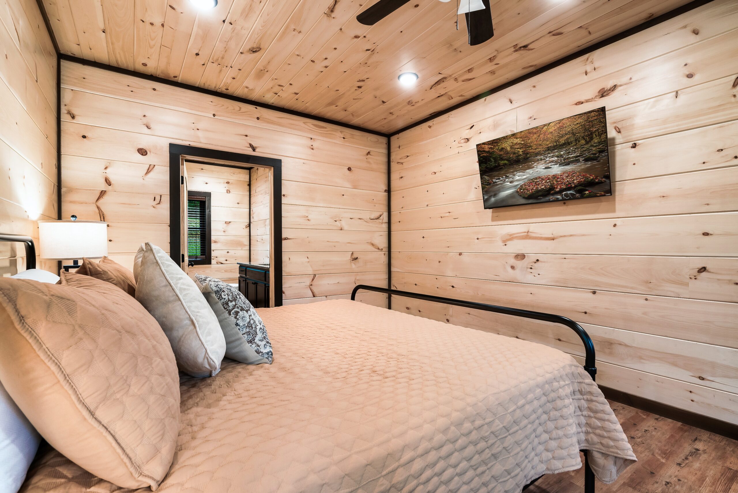Mountain Rest Cabin photo 14