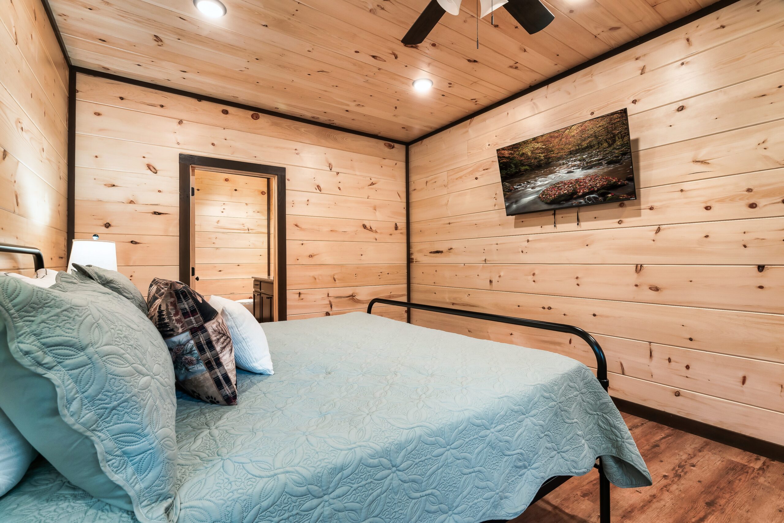 Mountain Rest Cabin photo 18