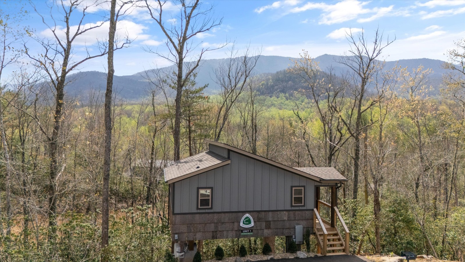 Trailhead Lodge #1