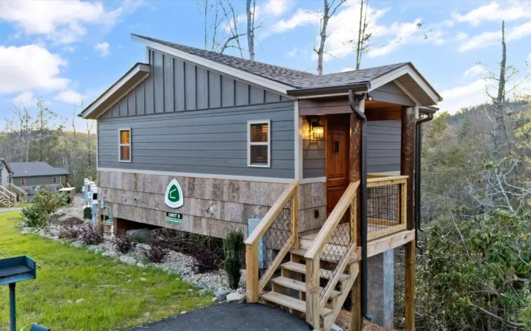 Trailhead Lodge #8 exterior at Trailhead Venues